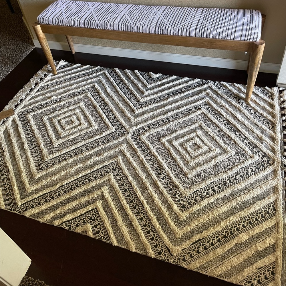 NWT - BOHO RUG - Picture 8 of 10